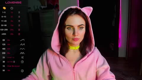 Snapshot of nicky_weekends chatting on 02-21-25, 09:22 Nicky Weekends online show from 02-21-25, 09:22