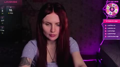 Snapshot of nicky_weekends chatting on 11-28-25, 01:52 Nicky Weekends online show from 11-28-25, 01:52