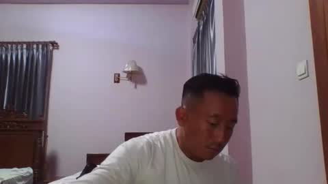 nickyang75 online show from 10-11-25, 08:51