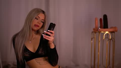 Nicky online show from 10-06-25, 06:05