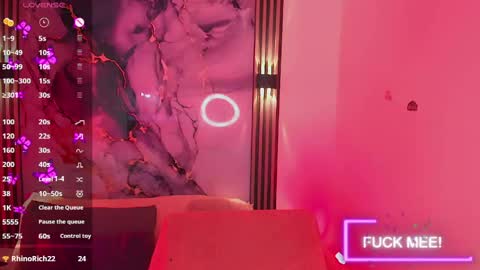 Snapshot of nickynoa chatting on 05-09-26, 04:17 Nicky online show from 05-09-26, 04:17
