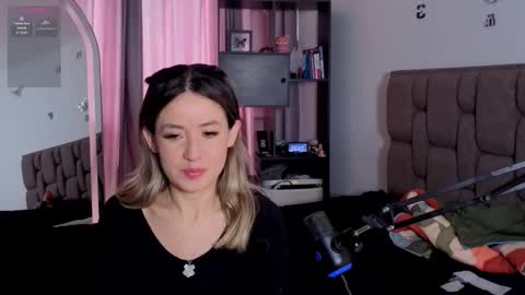 Nicky online show from 02-12-26, 04:35