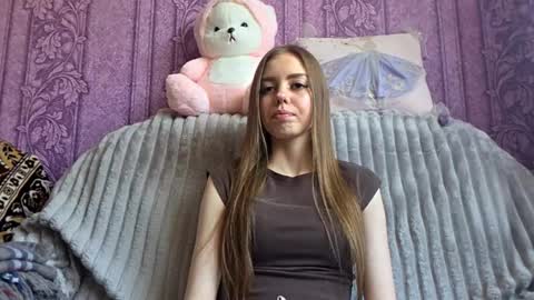 Emily online show from 05-25-26, 06:19