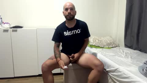 nicolas online show from 01-12-25, 03:07