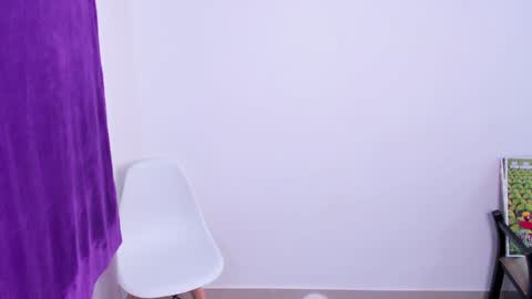 Snapshot of nico_lette_ chatting on 12-28-24, 02:33 Nico online show from 12-28-24, 02:33