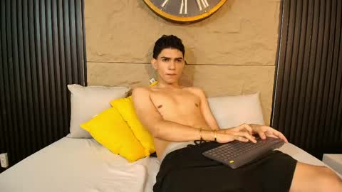 Snapshot of nico_monroet chatting on 04-20-26, 09:49 nico_monroet online show from 04-20-26, 09:49