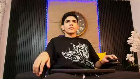 Snapshot of nico_monroet chatting on 04-27-26, 09:35 nico_monroet online show from 04-27-26, 09:35