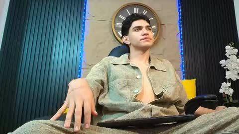 Snapshot of nico_monroet chatting on 05-21-26, 11:45 nico_monroet online show from 05-21-26, 11:45