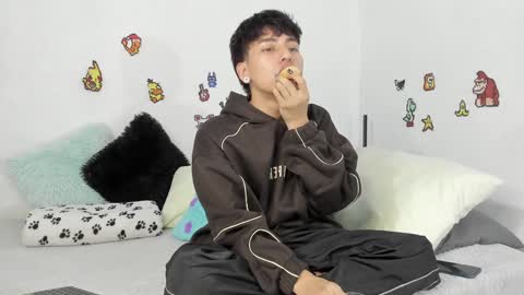 Nico  online show from 01-29-25, 05:30