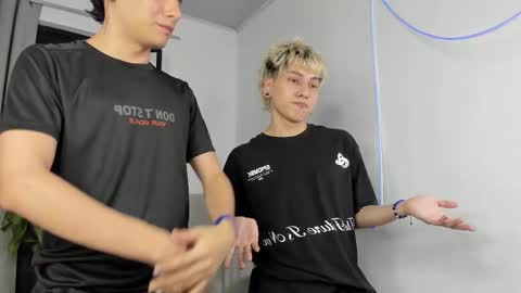 Nico  online show from 10-04-25, 03:26