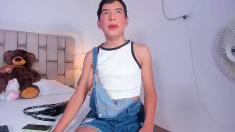 NICOLAS online show from 07-27-26, 07:10