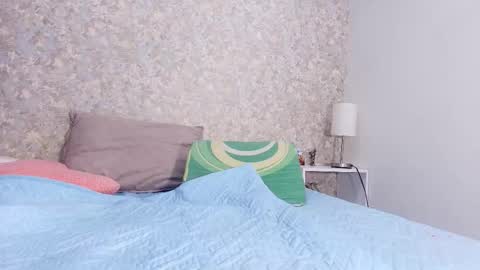 Snapshot of nicol_ferrer chatting on 11-11-25, 02:55 Nicol online show from 11-11-25, 02:55