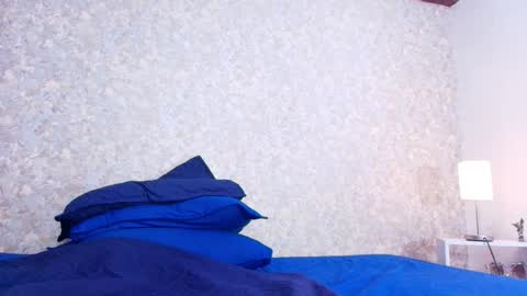 Snapshot of nicol_ferrer chatting on 11-29-25, 03:31 Nicol online show from 11-29-25, 03:31