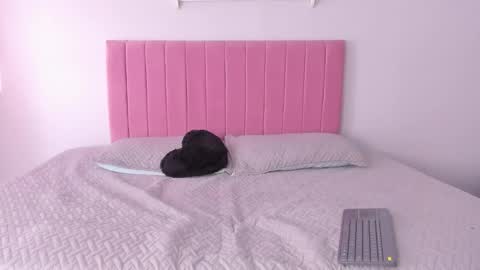 Snapshot of nicol_fury chatting on 03-14-26, 08:14 Nicol online show from 03-14-26, 08:14