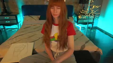 Snapshot of nicol_moonn chatting on 05-23-26, 06:07 Nicol Moonn online show from 05-23-26, 06:07