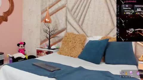 Nicolai online show from 11-27-25, 09:11