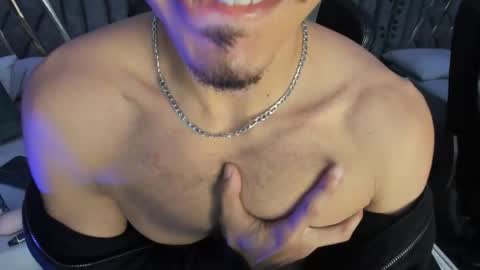 Nicolai online show from 05-25-26, 01:44