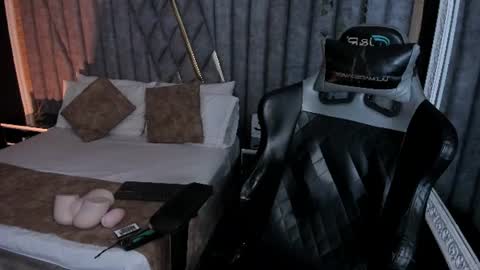 Nicolai online show from 07-18-26, 12:53