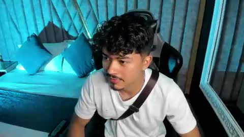 Nicolai online show from 07-25-26, 07:22