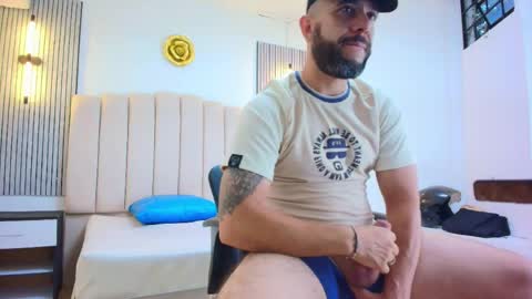 NICOLAS online show from 05-22-26, 12:11