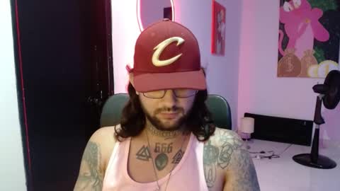 nicolas online show from 12-20-24, 04:09