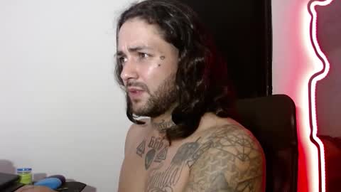 nicolas online show from 01-03-25, 05:06