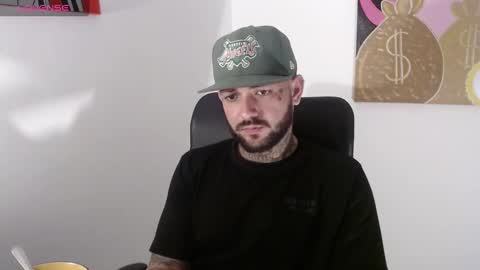 nicolas online show from 01-27-25, 03:26