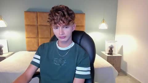 nicolasferrer18 online show from 11-16-25, 07:30