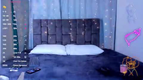 nicolastorres__ online show from 06-19-26, 02:49