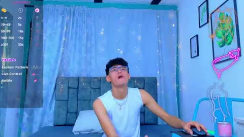 nicolastorres__ online show from 07-14-26, 10:21