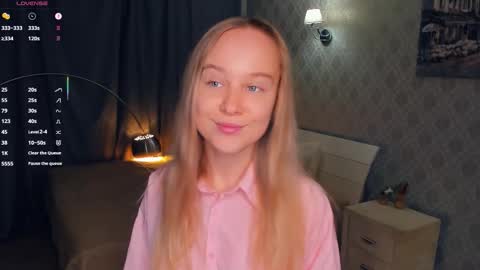 Nicoletta online show from 11-16-25, 05:07