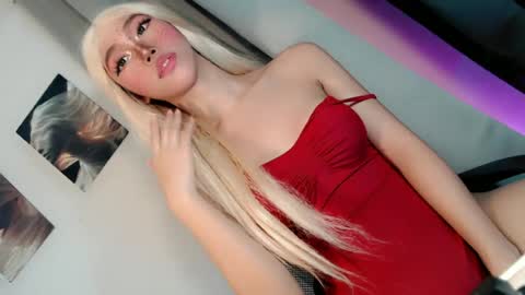 ITS ME NICOLE online show from 07-09-26, 07:12