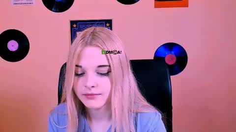 nicole_bright online show from 07-08-26, 09:14