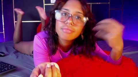 Snapshot of nicole_brown1126 chatting on 12-04-24, 01:47 nicole_brown1126 online show from 12-04-24, 01:47