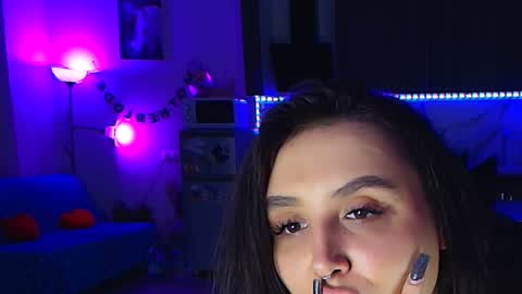 Kitty Nikki online show from 01-28-25, 10:56