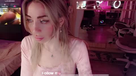 Nicole online show from 03-29-26, 07:47