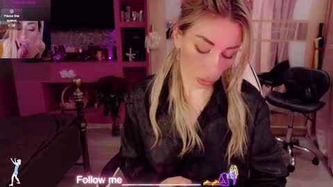 Nicole online show from 04-19-26, 11:29