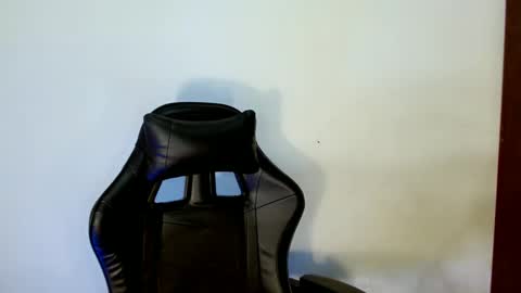 Snapshot of nicole_kiss01 chatting on 02-17-25, 02:59 nicole_kiss01 online show from 02-17-25, 02:59