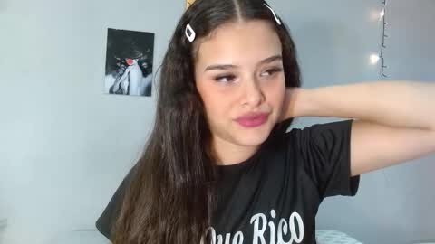 nicole_mayer01 online show from 10-17-25, 11:24