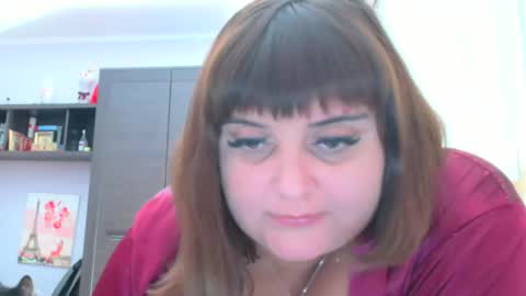 Snapshot of nicole_red__ chatting on 10-06-25, 10:29 Nicole online show from 10-06-25, 10:29