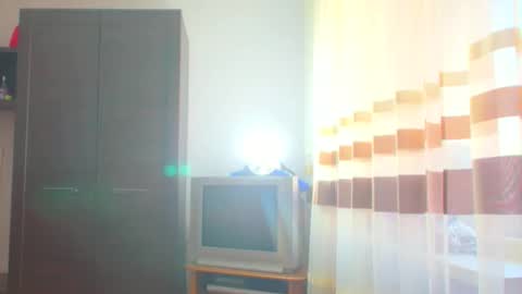 Nicole online show from 10-31-25, 09:43