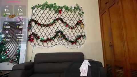 Snapshot of nicole_santana_ chatting on 12-11-24, 01:05 Nicole Santana online show from 12-11-24, 01:05
