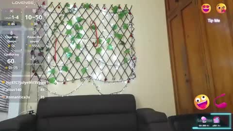 Snapshot of nicole_santana_ chatting on 02-08-25, 10:19 Nicole Santana online show from 02-08-25, 10:19