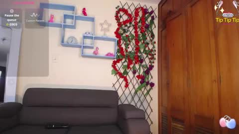 Snapshot of nicole_santana_ chatting on 03-11-25, 06:21 Nicole Santana online show from 03-11-25, 06:21