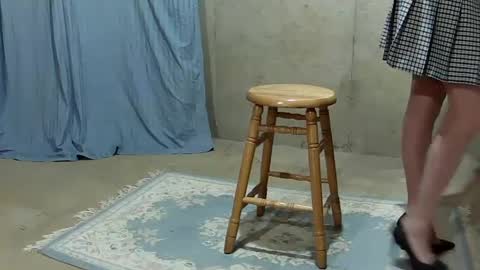 Snapshot of nicole_t chatting on 09-17-25, 03:03 Nicole T online show from 09-17-25, 03:03