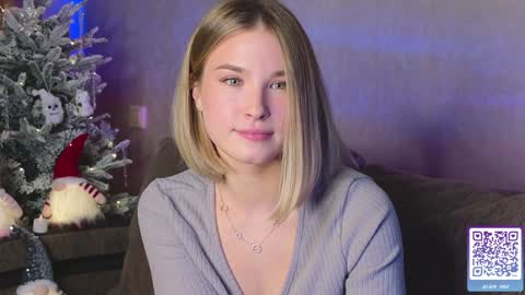 Nicole online show from 12-19-24, 04:35