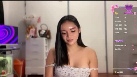 NICOLE online show from 10-04-25, 12:58