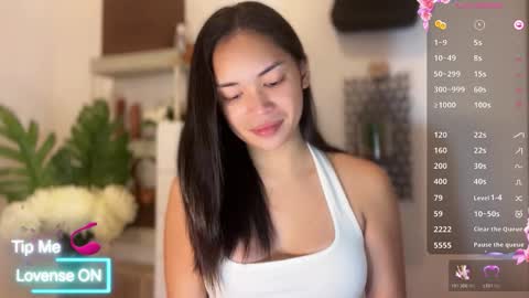 NICOLE online show from 12-15-25, 05:39