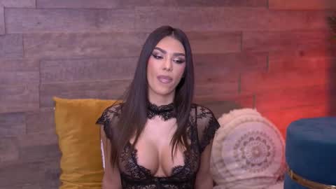 Nicole online show from 11-08-25, 08:47