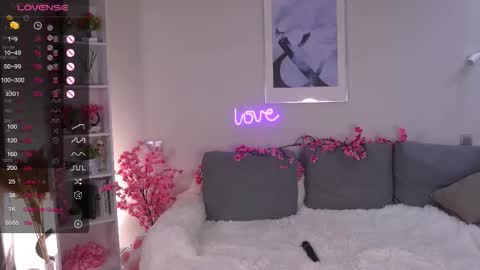 Snapshot of nicoledurham chatting on 12-19-25, 03:41 Kimmy online show from 12-19-25, 03:41